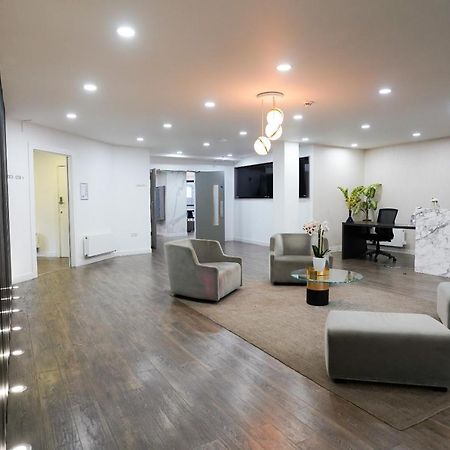 Platform Bedford Apartment Exterior foto