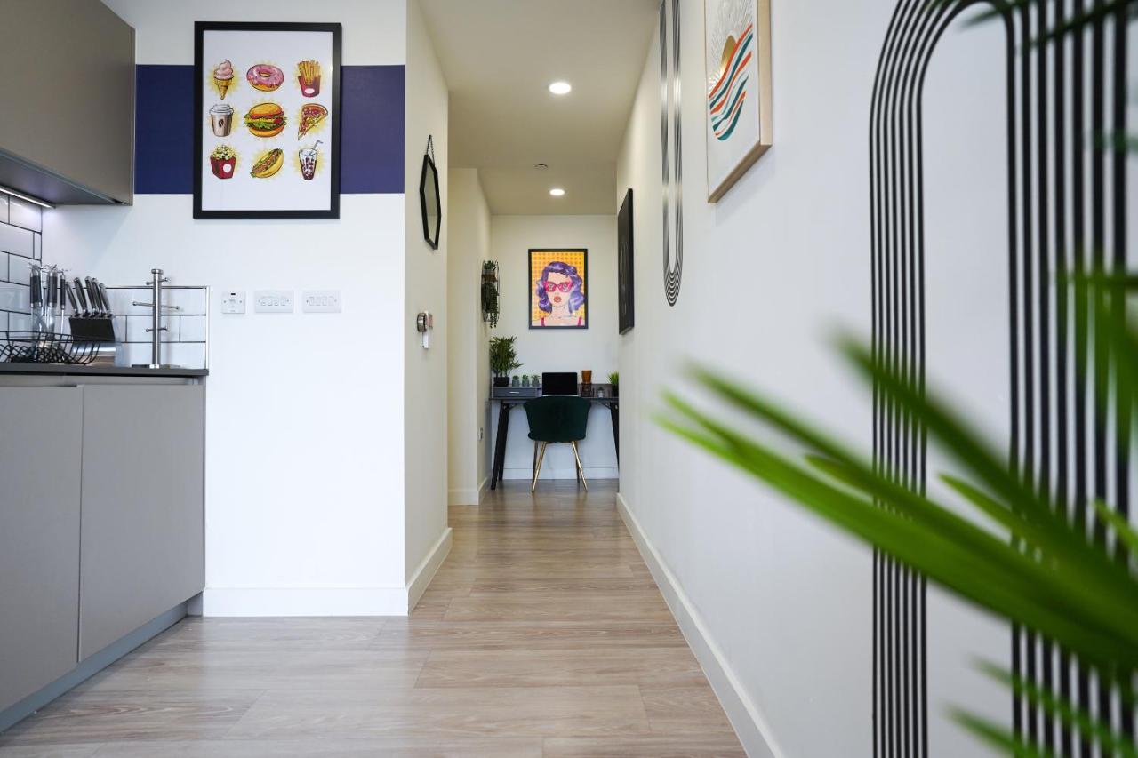 Platform Bedford Apartment Exterior foto